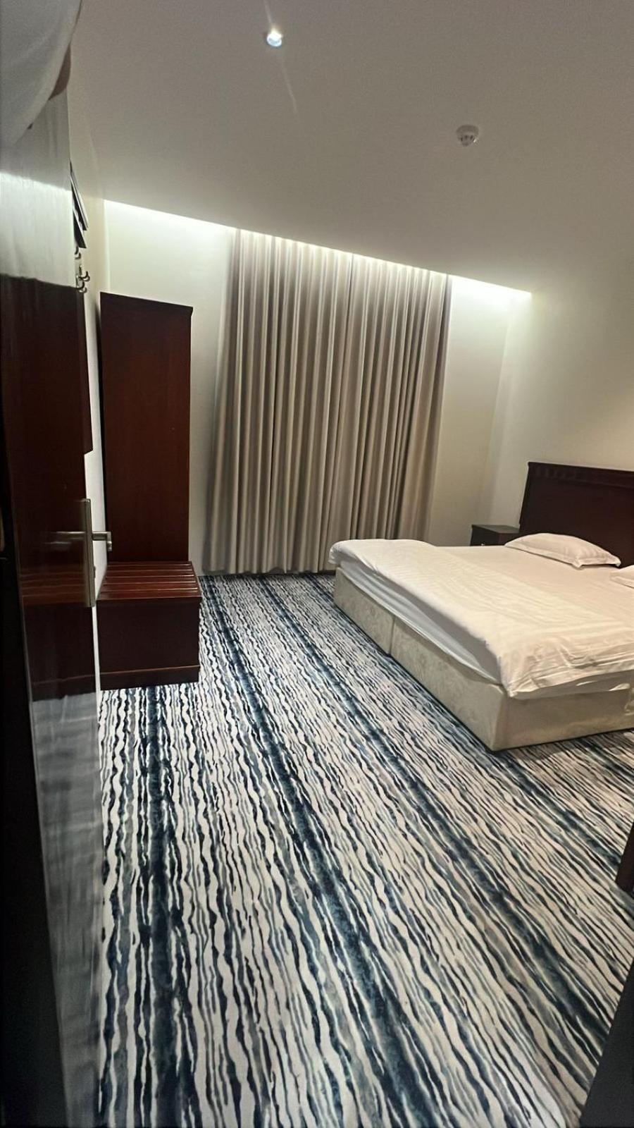 White Beach Hotel Suites Рабиг Экстерьер фото