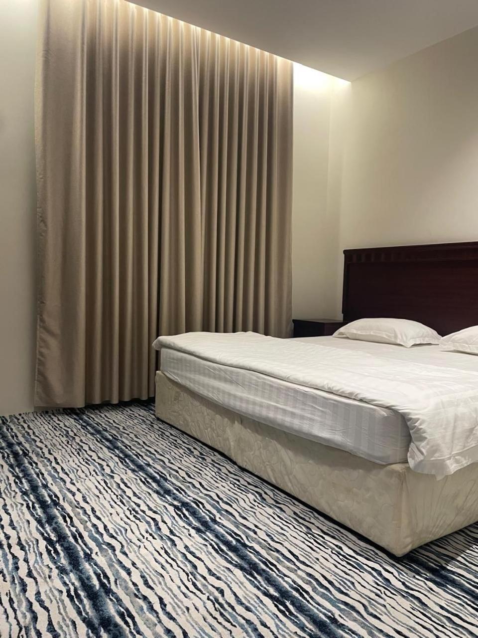 White Beach Hotel Suites Рабиг Экстерьер фото
