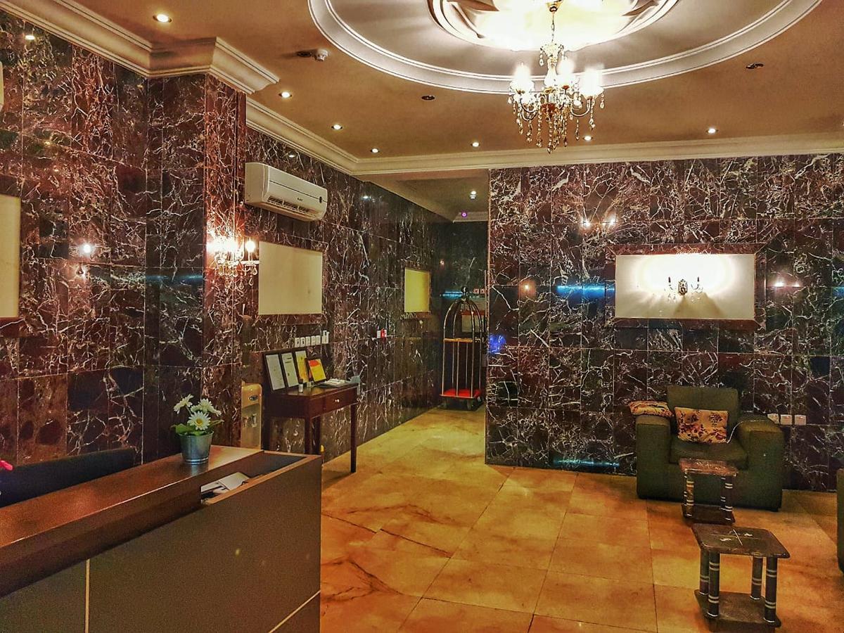 White Beach Hotel Suites Рабиг Экстерьер фото